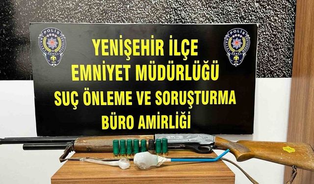 Polislerin şüphelendiği araçta uyuşturucu çıktı