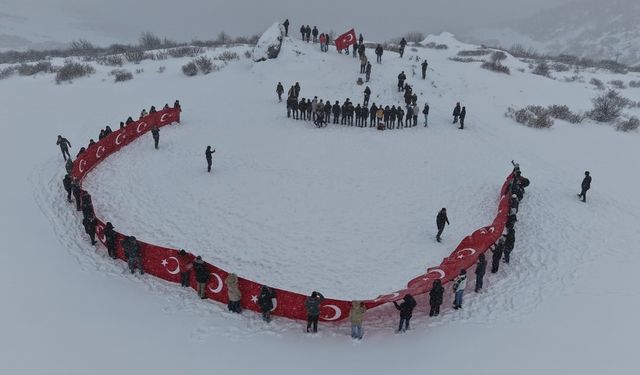 Sarıkamış Şehitleri için 1900 rakımlı yaylada anıldı