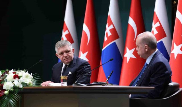 Slovakya Başbakanı Fico’dan Cumhurbaşkanı Erdoğan’a: “Çok büyük uluslararası, siyasi ve eknomik bir aktörsünüz”