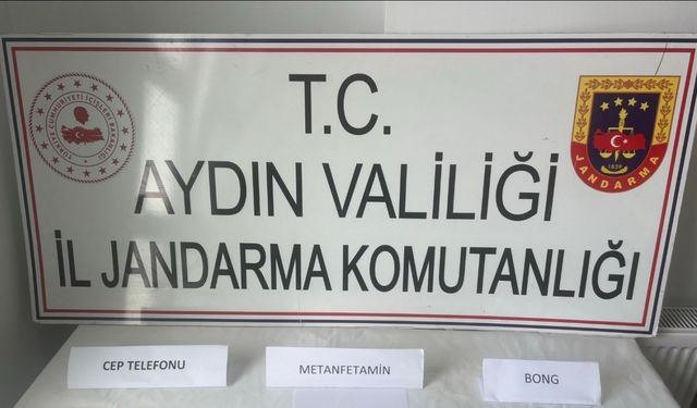 Şüpheli araçtan uyuşturucu çıktı