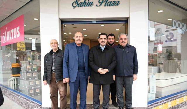 Taşkın İnönü caddesi esnafı ile bir araya geldi