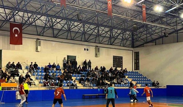 Tavas Belediyesi Mahaller Futsal Liginde heyecan devam ediyor