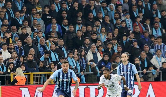 Trendyol Süper Lig: Adana Demirspor: 0 - Fenerbahçe: 0 (İlk yarı)