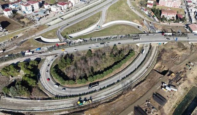 Yeşilkent Kavşağı’nda trafik akışı değişikliği