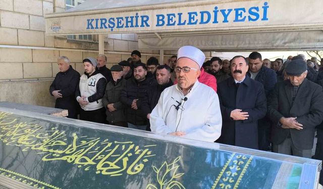 Zincirleme kazada hayatını kaybeden Adıyaman son yolculuğuna uğurlandı