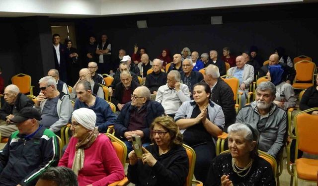 Hababam Sınıfı oyuncuları, yaşlılarla buluştu