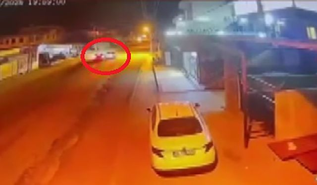 Hatay’da 2 kişinin yaralandığı kaza kamerada