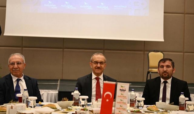 Malatya Girişim Grubu iftarında iş dünyası ve protokol bir araya geldi
