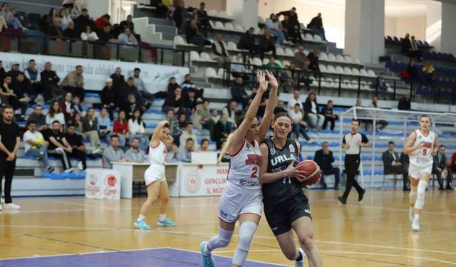 Play- Off’u garantileyen Turgutlu Belediyesi yine galip