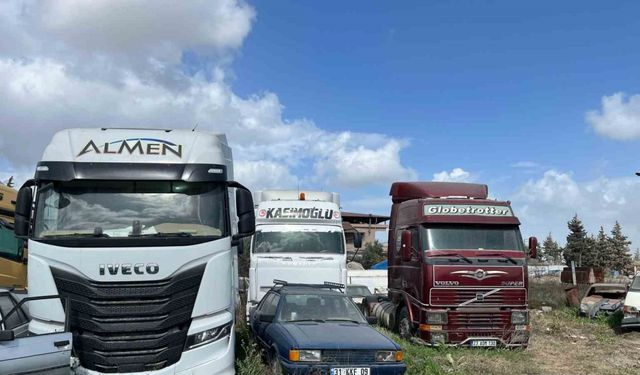 Tırların şasi ve motor numarasını değiştirerek vurgun yapan şahıslar yakayı ele verdi