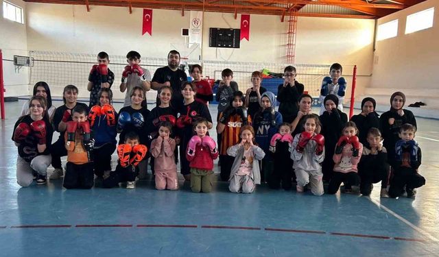 Alanyurt: "Asarcık ilçemiz sporda bir ilki başardı"