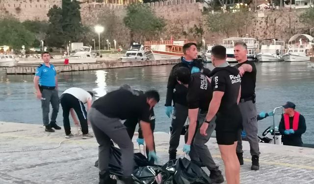 Antalya’da manzara izlerken falezlerden düşen yabancı uyruklu genç öldü