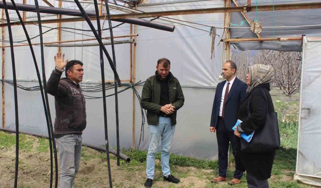 Elmalı’da çiftçilere biyolojik mücadele eğitimi