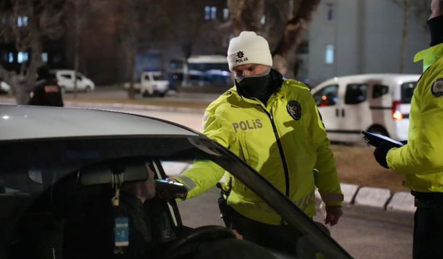 Isparta’da 16 sürücüye idari para cezası