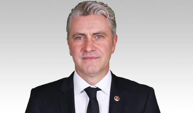 Sakaryaspor Başkanlığına Muhammet Kıratlı adaylığını açıkladı