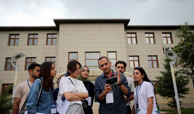AİÇÜ’de "Gökyüzüne Çık, Kadrajını Keşfet" projesi ile dron ve video eğitimi verildi
