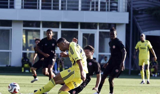 Hazırlık maçı: Fenerbahçe: 2 - Fatih Karagümrük: 2
