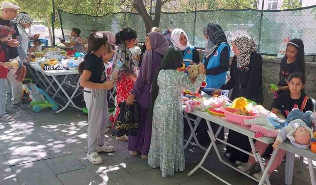Elazığ’da "Oyuncağımın Geliri Gazze’ye" projesi