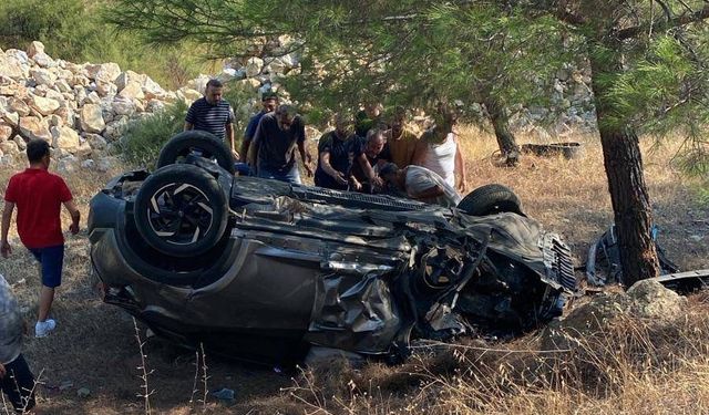 Marmaris-Datça yolunda kafa kafaya çarpışma: 5 yaralı