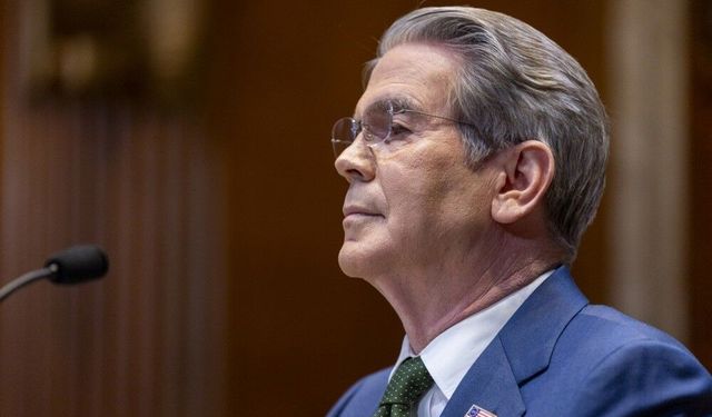 ABD Hazine Bakanı Bessent: 'Trump'ın maksimum baskı kampanyası kapsamında İran'da enflasyon iki katına çıktı ve para birimi hızla değer kaybetti'