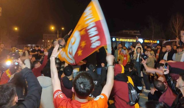 Ardahan'da Galatasaray'ın şampiyonluk sevinci yaşandı