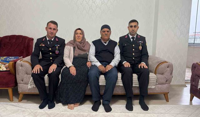 Jandarma, şehit aileleri ve gazileri unutmadı