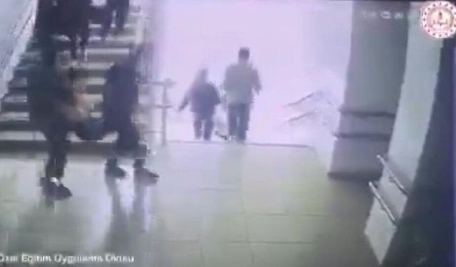 Malatya'da öğrencilerin deprem tahliyesi kamerada