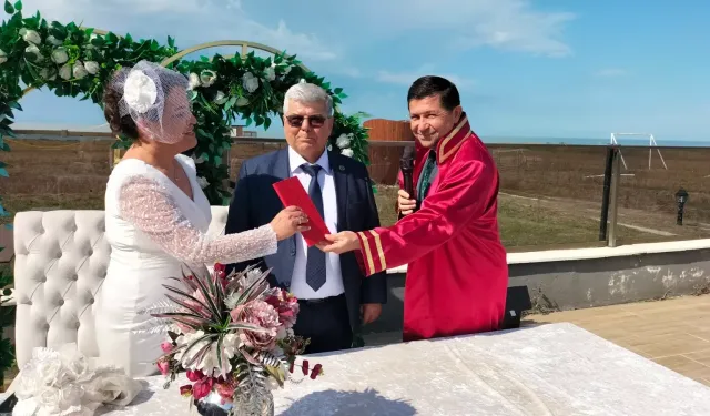 Kocaali Belediyesi Meclis Üyesi Mustafa Gül Dünyaevine Girdi