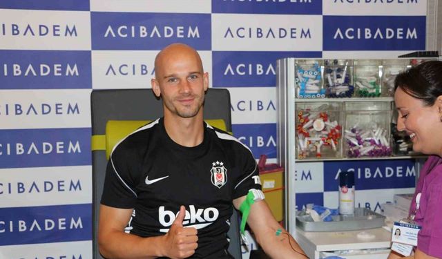Beşiktaş'ta sağlık kontrolleri devam ediyor