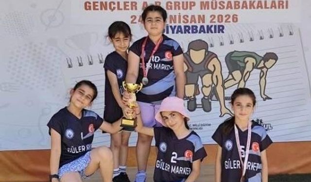 Çermikli sporcular ödüllerle döndü