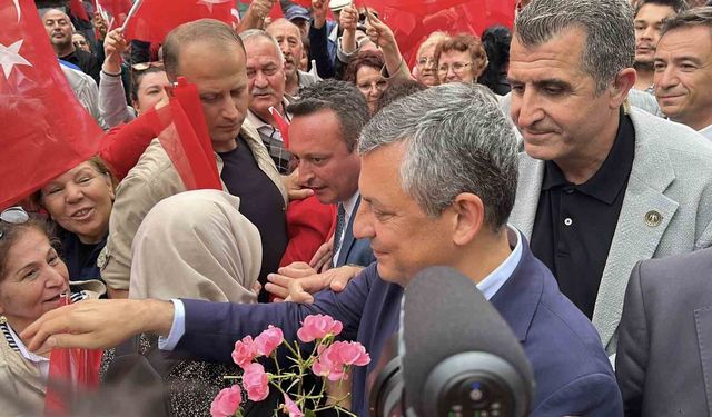 (Düzeltme) CHP Grup Başkanı Özgür Özel Burdur'da