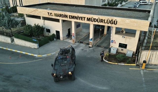 Mardin merkezli 7 ilde yasa dışı bahis ve dolandırıcılık operasyonu: 10 milyarlık işlem hacmi belirlendi