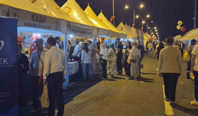 15 Temmuz'un 10'uncu yılında Cumhurbaşkanlığı Külliyesi'nde nöbet tutuldu