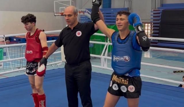 Afyonkarahisarlı muaythai sporcularından Türkiye Şampiyonası'nda büyük başarı