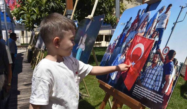 Dursunbey'de İHA'nın 15 Temmuz sergisi açıldı