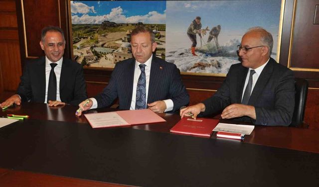 Kars'ta küçükbaş hayvancılığında 'Köyümde Yaşamak İçin Bir Sürü Nedenim Var' kredi limiti 2 milyon TL'ye yükseltildi!