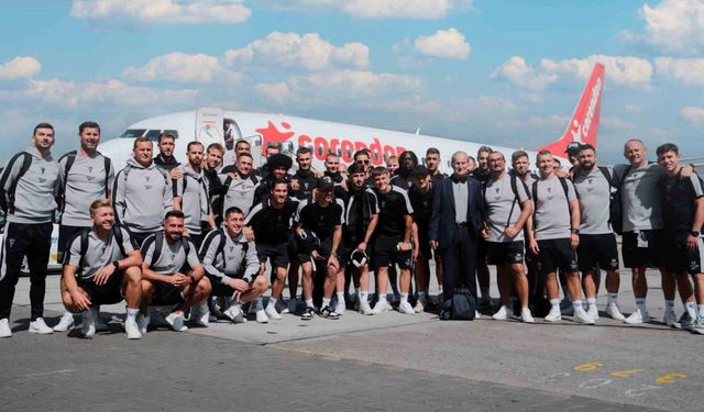 Lukas Podolski'nin takımı Gornik Zabrze, Fenerbahçe deplasmanına Corendon Airlines ile uçtu