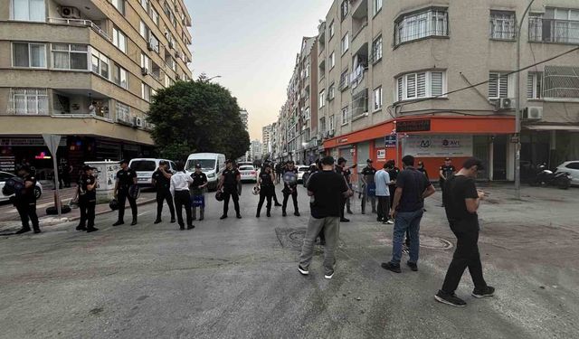Adana'da Furkan Vakfı'na yönelik operasyon: Polis Alparslan Kuytul'un evinde arama yapıyor