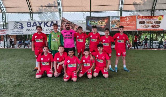 Alaşehir'de Kur'an kursu öğrencileri futbol sahasında buluştu