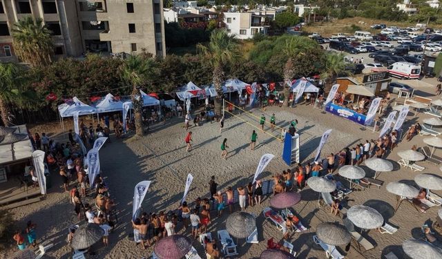 Bodrum'da plaj voleybolu heyecanı