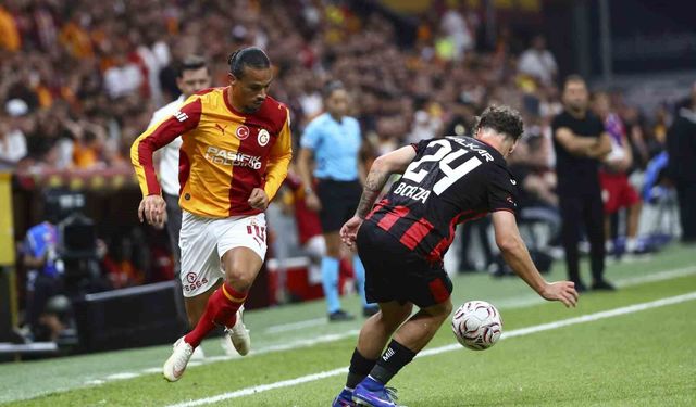 Trendyol Süper Lig: Galatasaray: 0 - Çorum FK: 0 (İlk yarı)