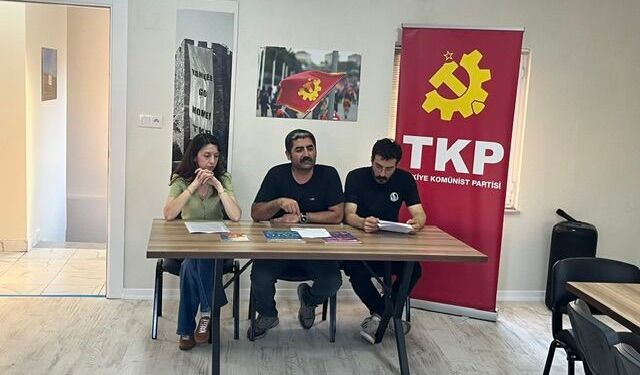 “Sakarya’nın geleceği tarikatlarda değil aydınlık yarınlarda”