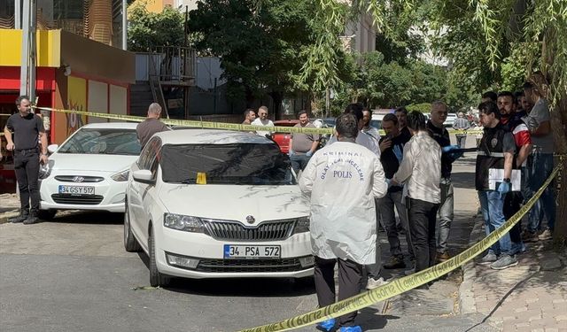 Çekmeköy'de araca düzenlenen silahlı saldırıda 1 kişi öldü