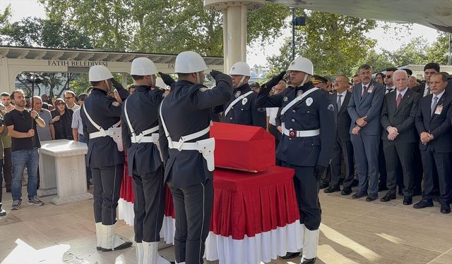 Şırnak'ta trafik kazasında şehit olan polis memuru İstanbul'da son yolculuğuna uğurlandı