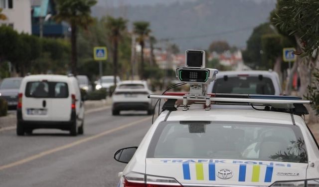 Düzce'de hızlı sürücüler radara yakalandı