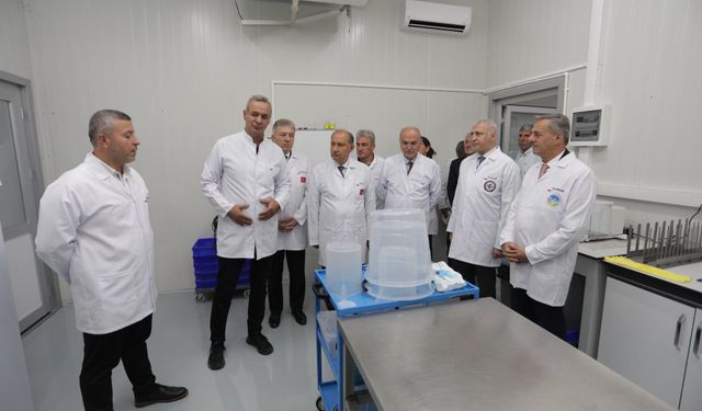 Başkan Altuğ:" Yerel üreticilerimizle ortak paydaşlıkta çalışıyoruz"