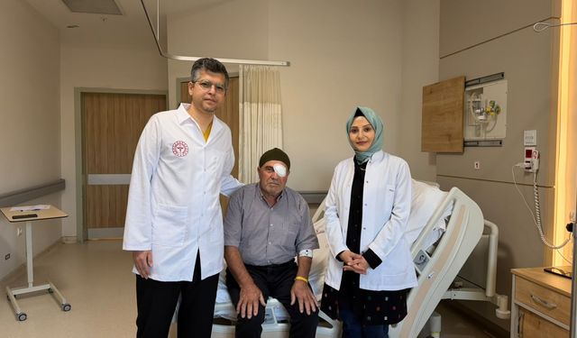 Bilecik'te glokom ve kataraktı olan hasta tek operasyonla tedavi edildi