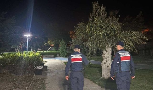 Çanakkale'de huzur uygulamalarında gözaltına alınan 15 zanlı tutuklandı
