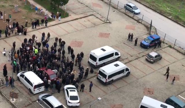 Bursa'da toplu konutlarda yönetimin çeşitli düzenlemeler için ek ödeme talebine tepki