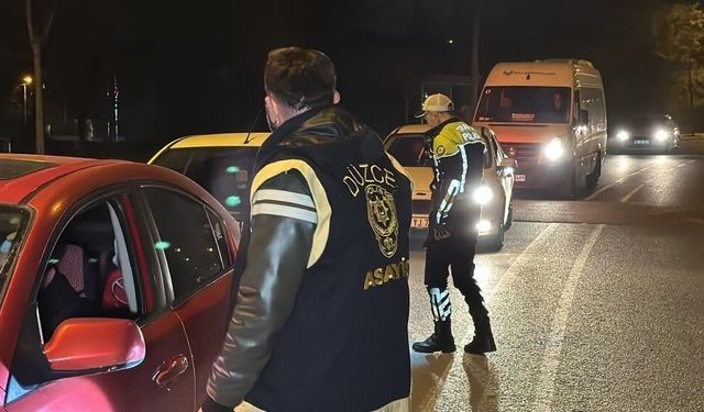 Düzce'de polis ekipleri kuş uçurtmuyor